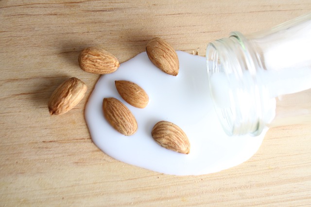 Almond Milk vs Regular Milk: Which is Better for Health?