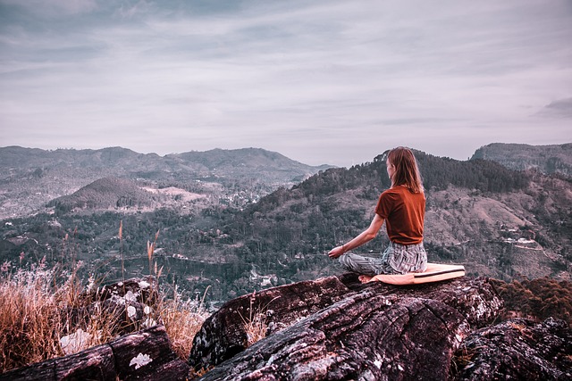 How to choose between Meditation and Mindfulness – What’s Best for You