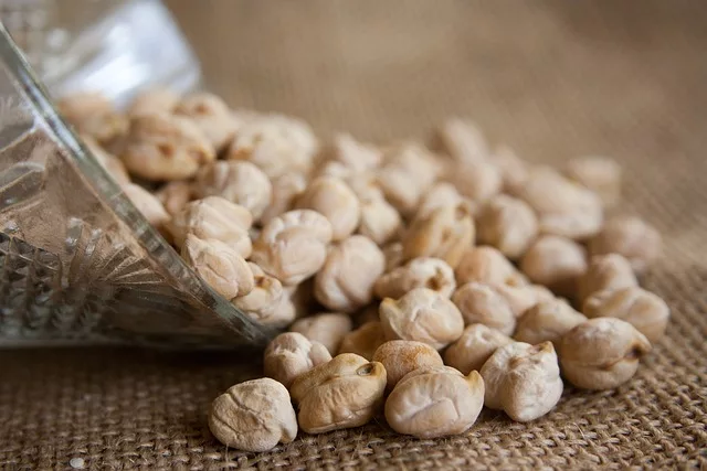 Why Chickpeas and How to add them to Your Diet?