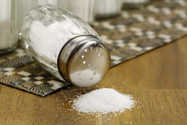 The Role of Salt in Fluid Retention and How to Use This for Health